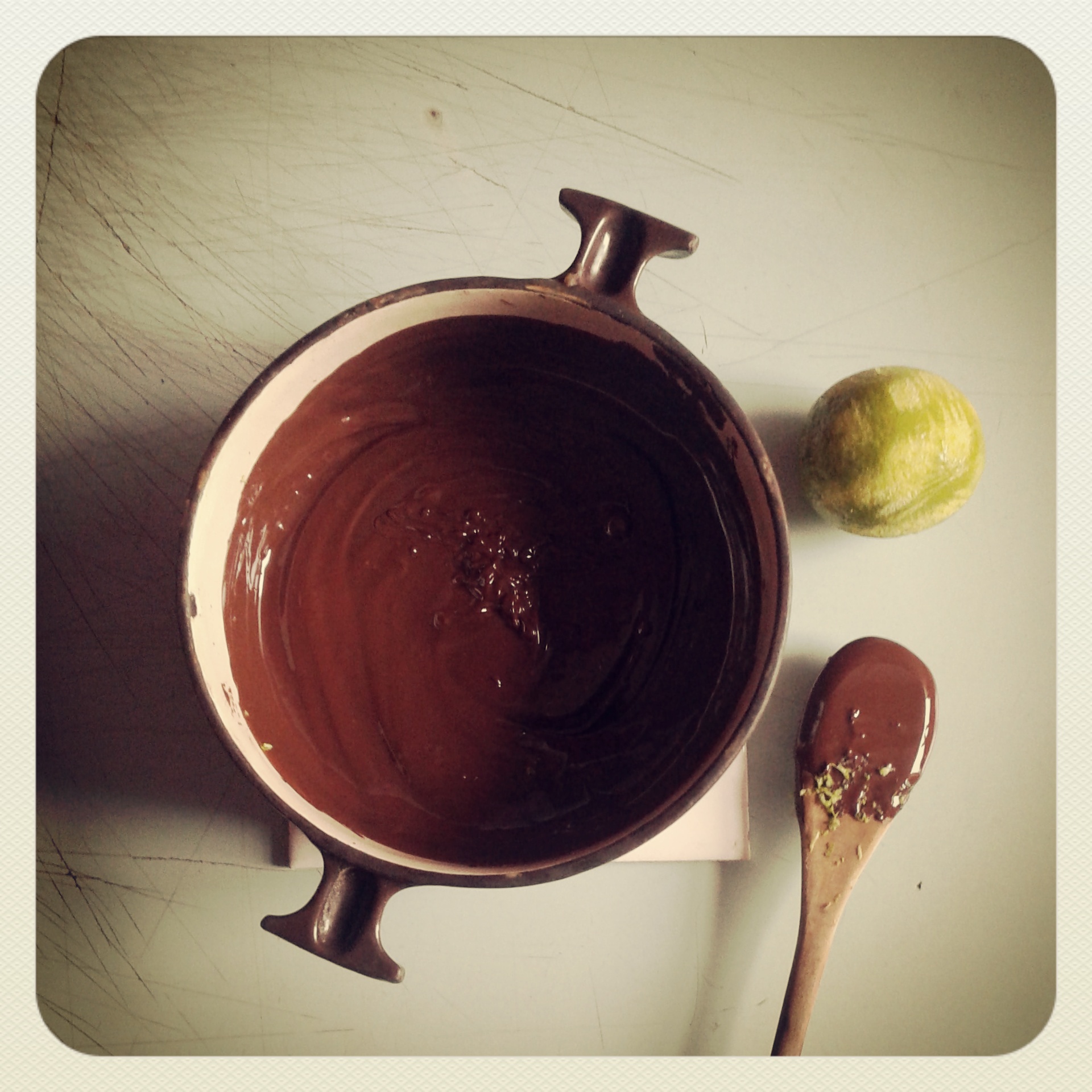 Chocolat râpé 70%, pour chocolat chaud et dessert – BARRE CLANDESTINE